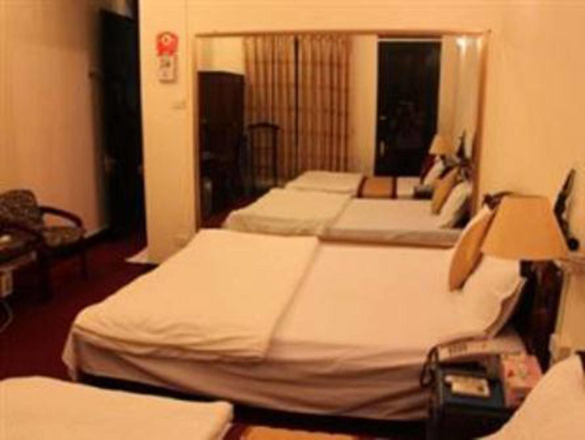 A25 Hotel - 12 Lien Tri Ανόι Εξωτερικό φωτογραφία
